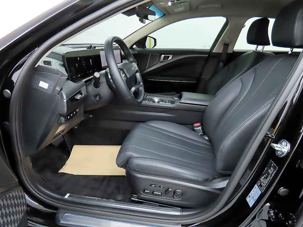 KIA K8 - Vista 5