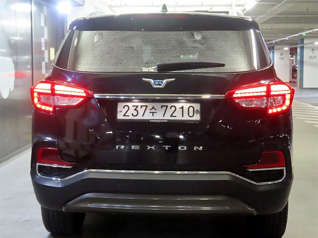 Ssangyong Rexton - Vista 5