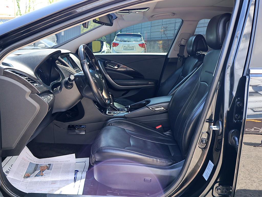 HYUNDAI Grandeur 2011 Negro - Importación desde Corea - HF Imports Iquique - Foto 11