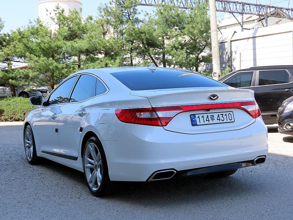 HYUNDAI Grandeur - Vista 3