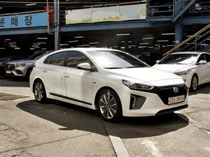 HYUNDAI Ioniq - Vista 4