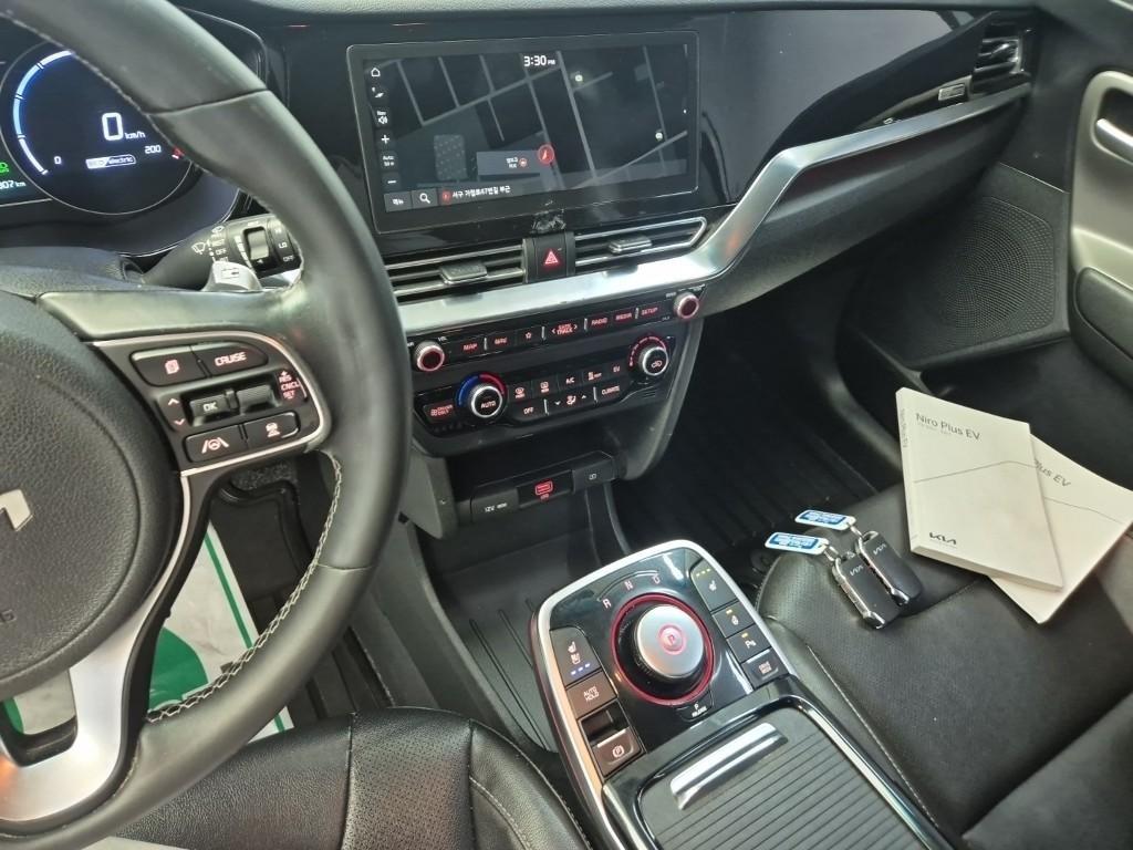 KIA Niro - Vista 10