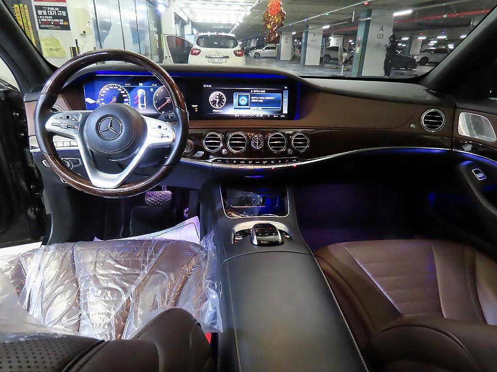 Mercedes Benz S Class - Vista 10