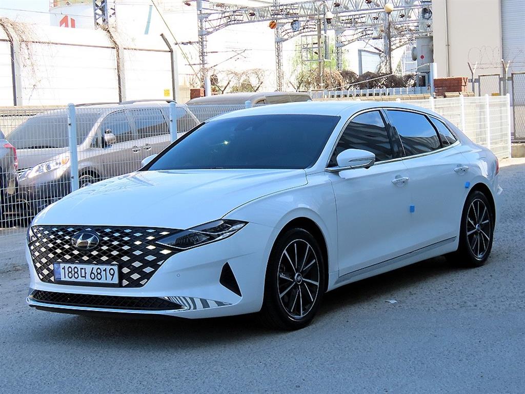 HYUNDAI Grandeur - Vista 2