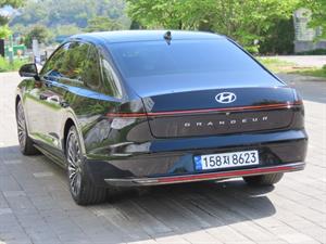 HYUNDAI Grandeur - Vista 8