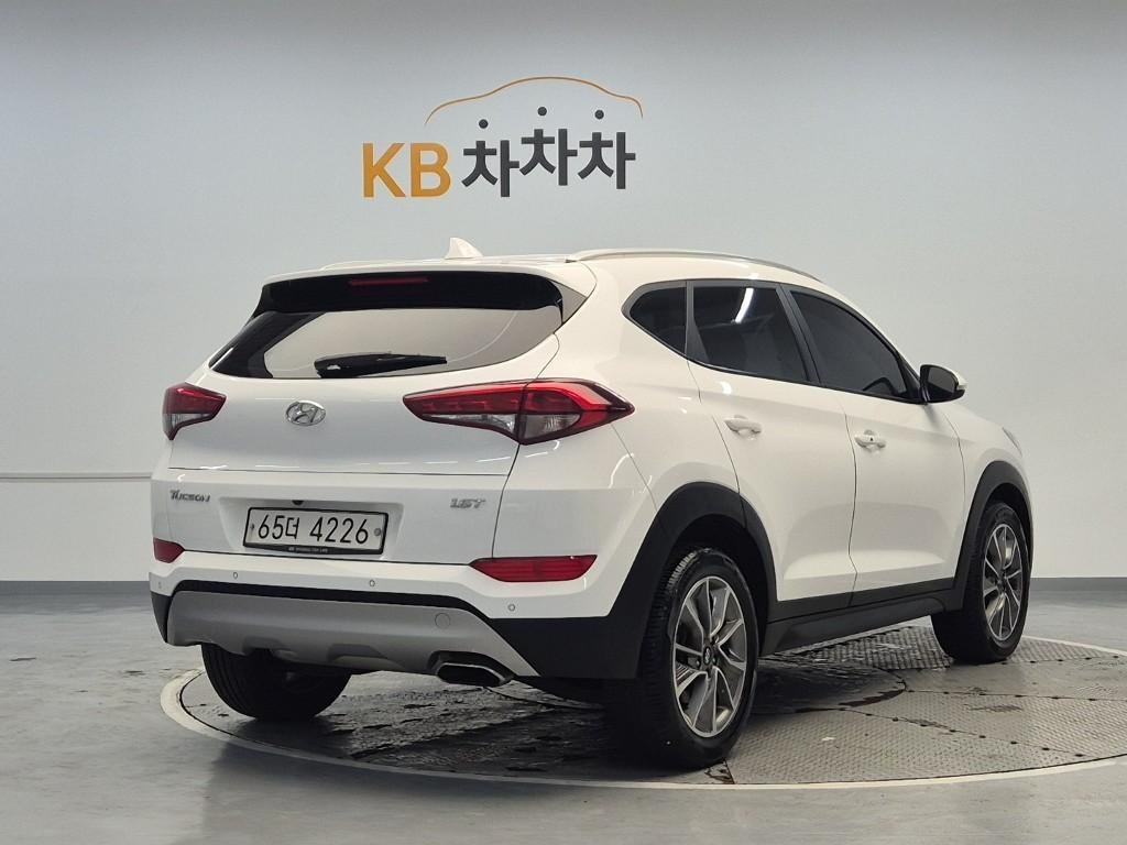 HYUNDAI Tucson - Vista 3