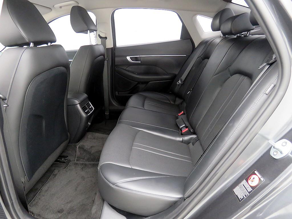 HYUNDAI Sonata - Vista 6