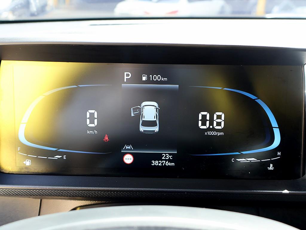 HYUNDAI Casper - Vista 11