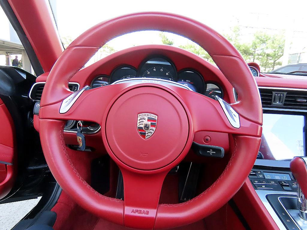 Porsche 911 - Vista 12