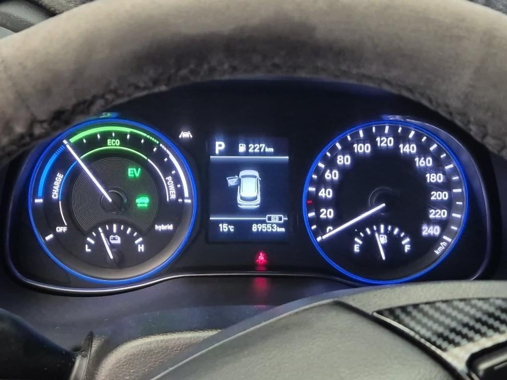 HYUNDAI Kona - Vista 6