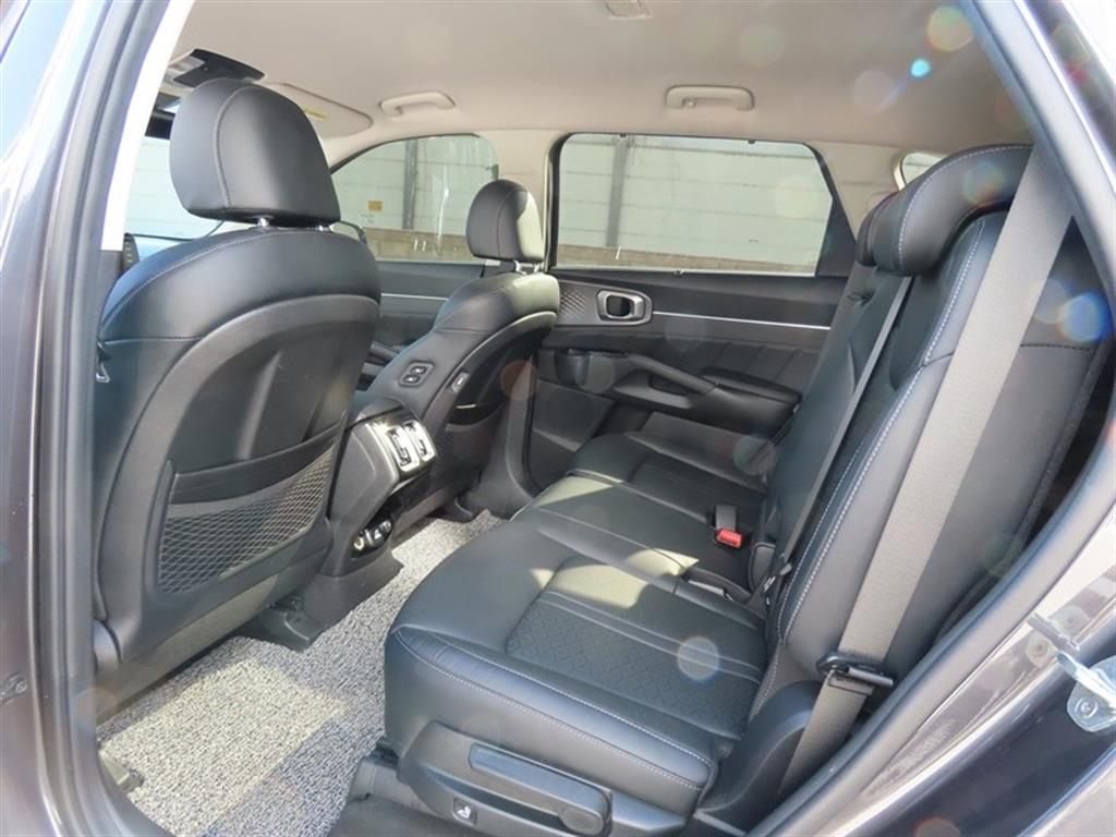 KIA Sorento 2021 Gris - Importación desde Corea - HF Imports Iquique - Foto 8