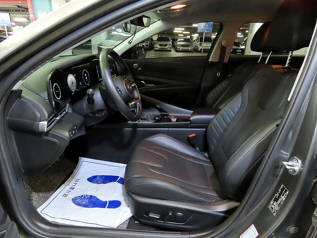 HYUNDAI Avante - Vista 6
