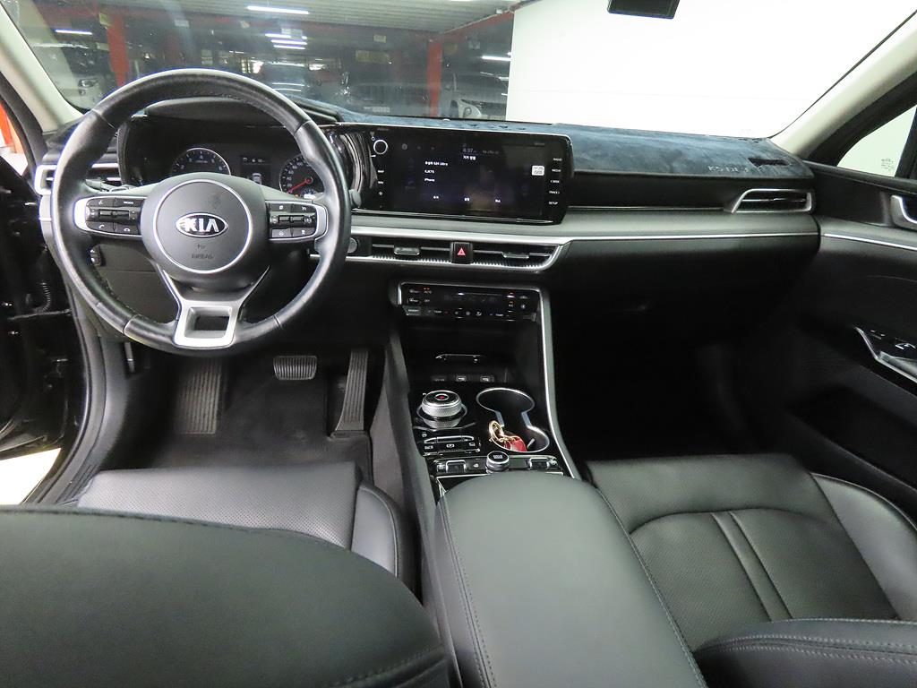 KIA K5 - Vista 7