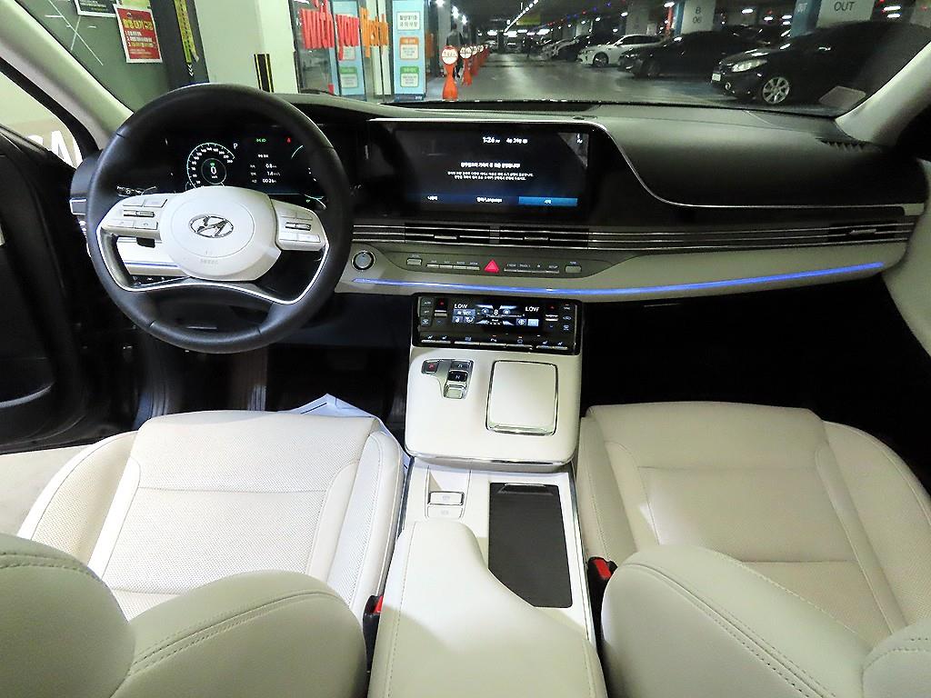 HYUNDAI Grandeur - Vista 10