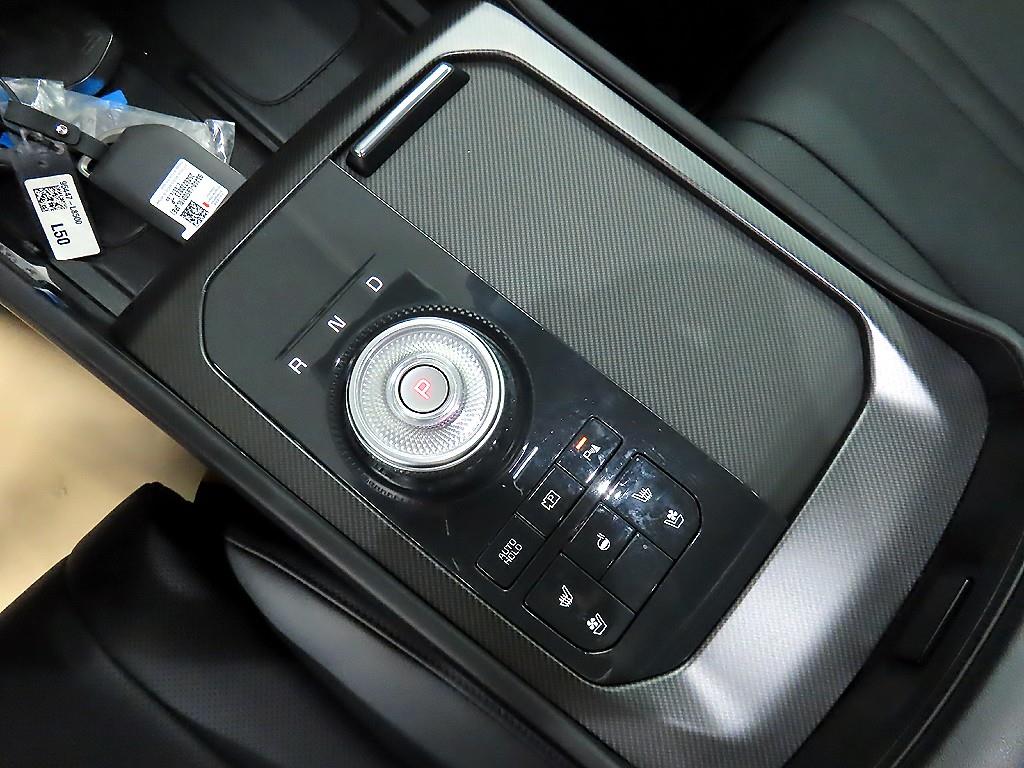 KIA K8 - Vista 10