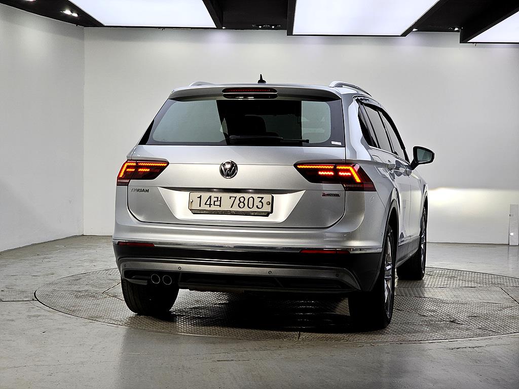 Volkswagen Tiguan - Vista 3