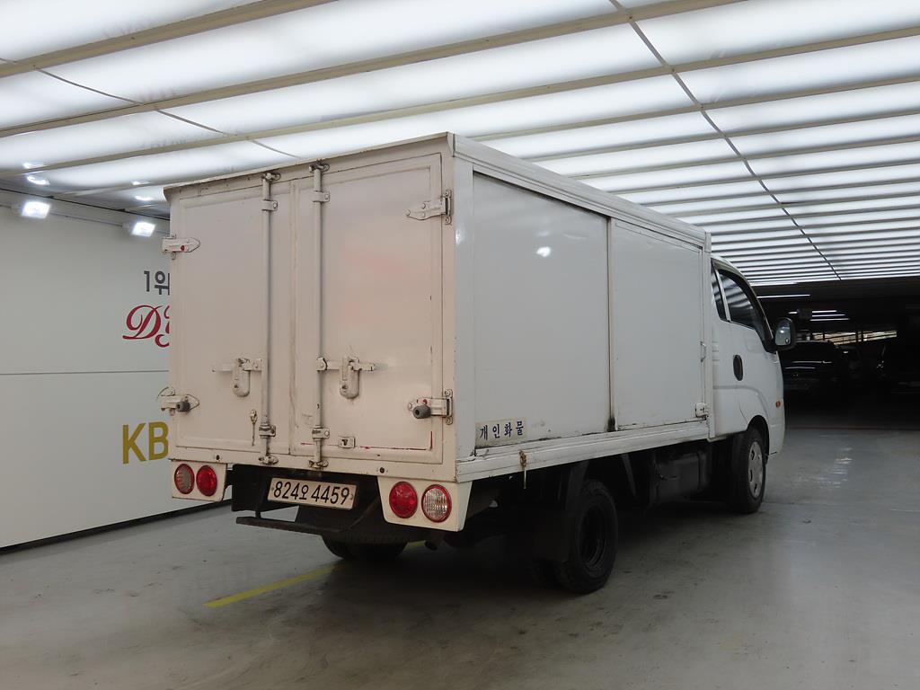 Small Truck Normal Box(Low Deck) - Vista 4