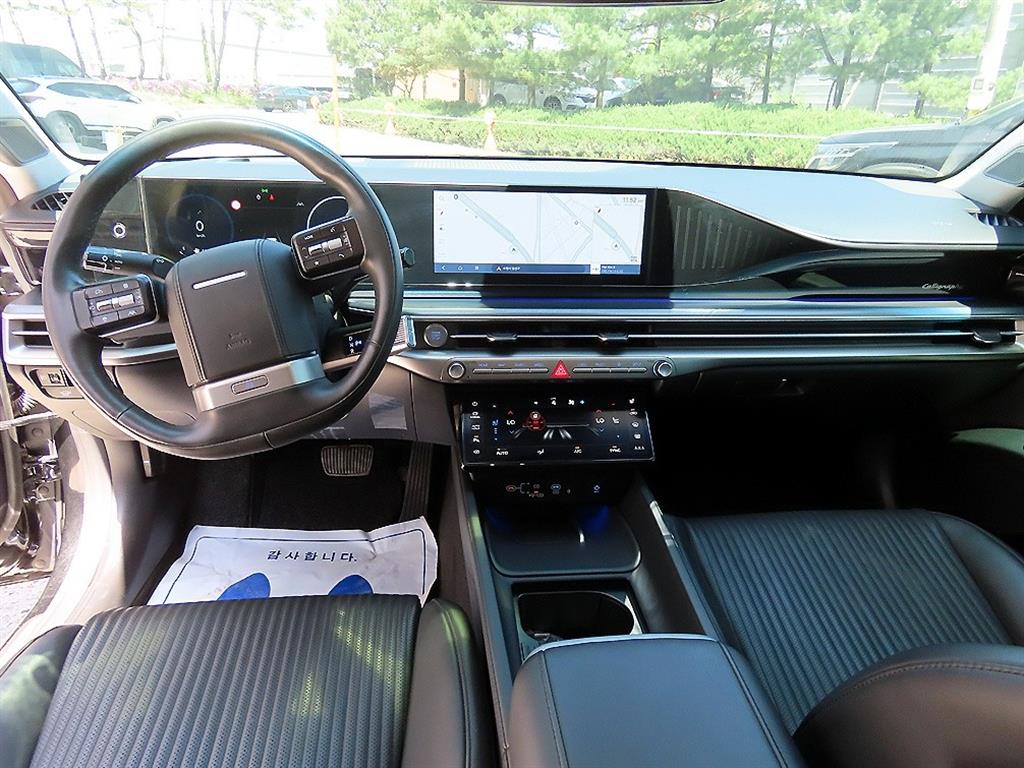 HYUNDAI Grandeur - Vista 7