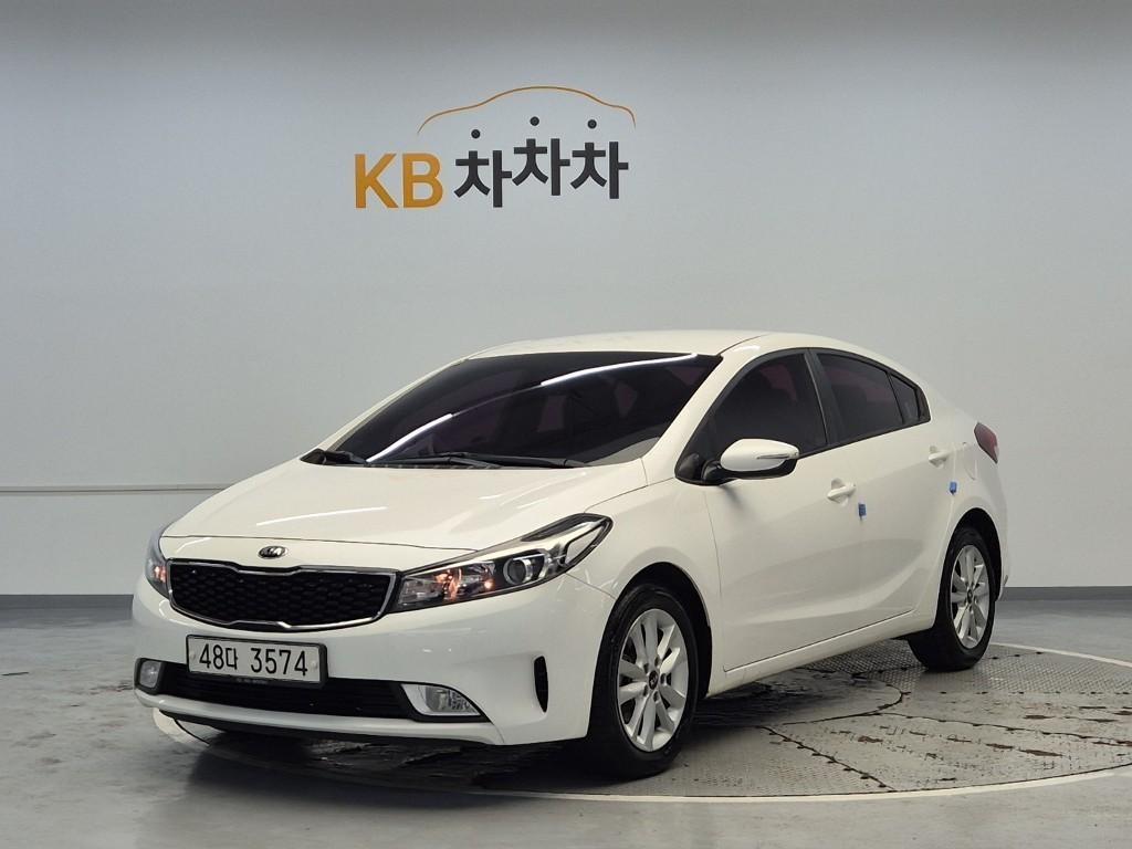 KIA K3 2017 Blanco - Importación desde Corea - HF Imports Iquique - Foto 1