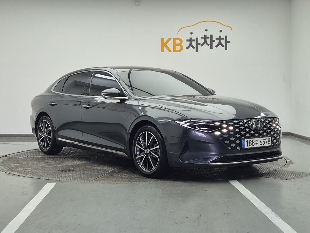 HYUNDAI Grandeur - Vista 2