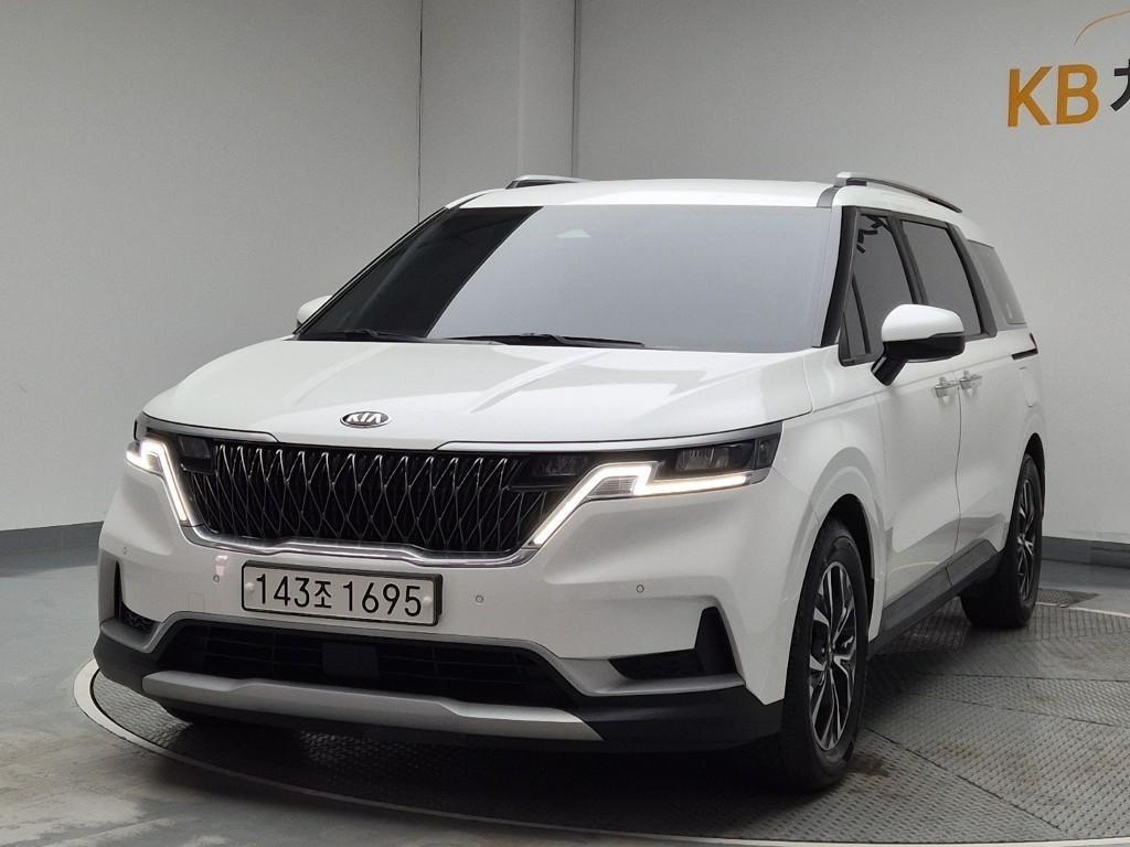 KIA Carnival 2021 Blanco - Importación desde Corea - HF Imports Iquique - Foto 1