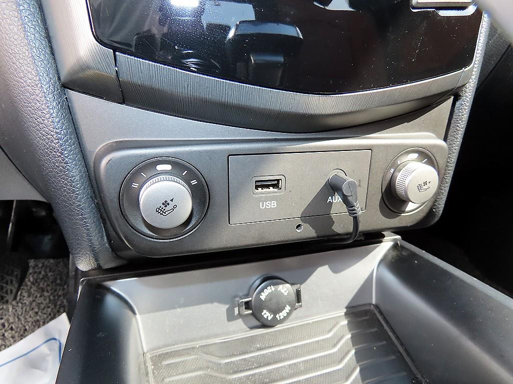 Ssangyong Tivoli 2019 Blanco - Importación desde Corea - HF Imports Iquique - Foto 13