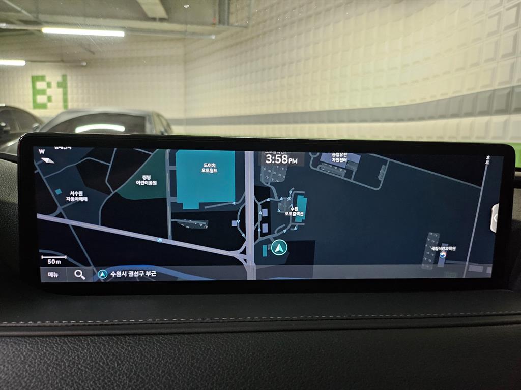 Genesis G80 - Vista 12