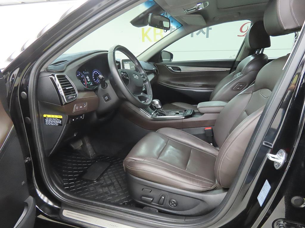 HYUNDAI Grandeur - Vista 5