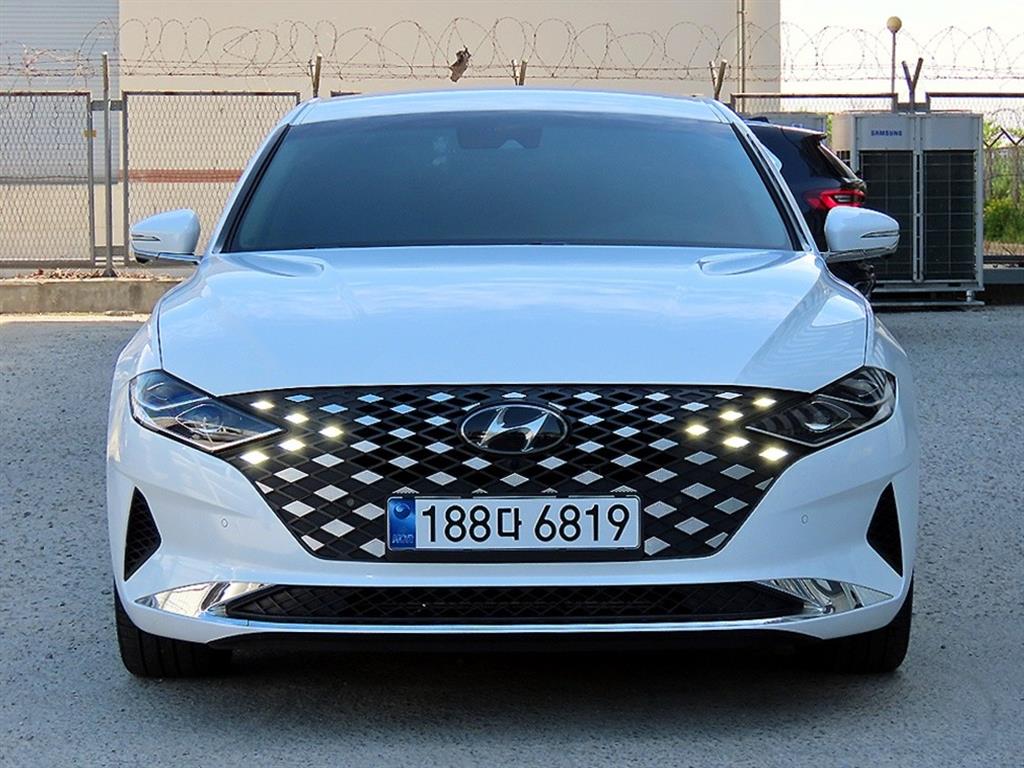 HYUNDAI Grandeur 2022 Blanco - Importación desde Corea - HF Imports Iquique - Foto 1