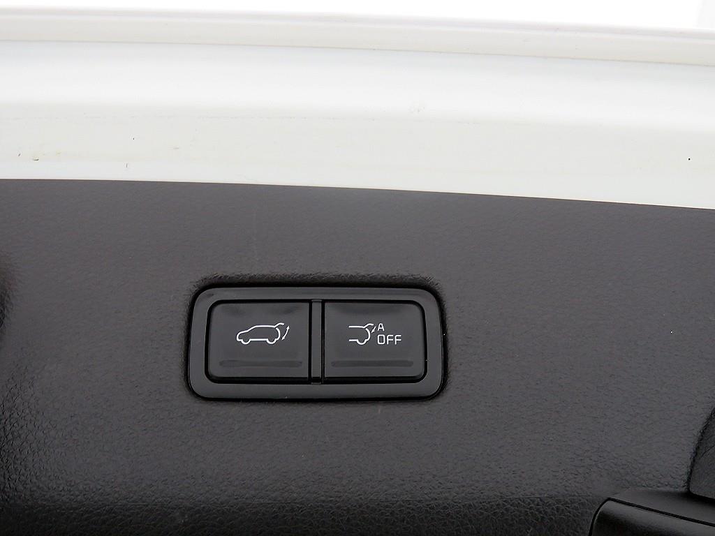 KIA Carnival - Vista 11