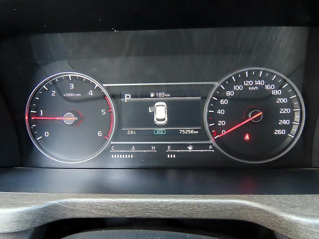 KIA Sorento - Vista 9