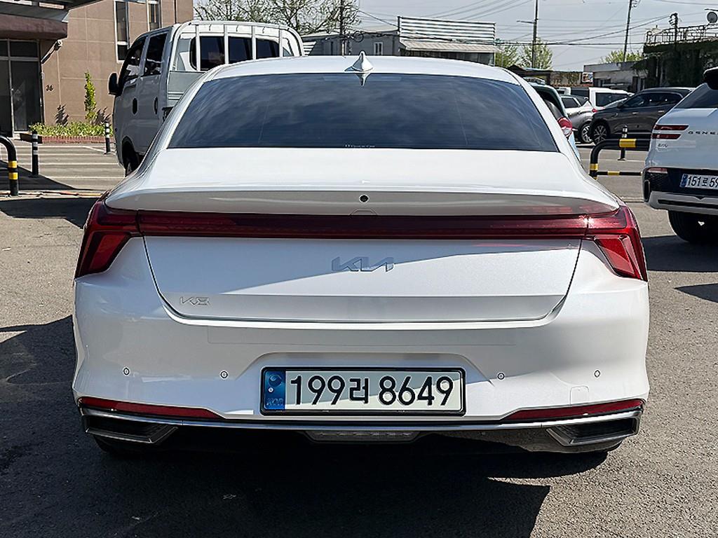 KIA K8 - Vista 3