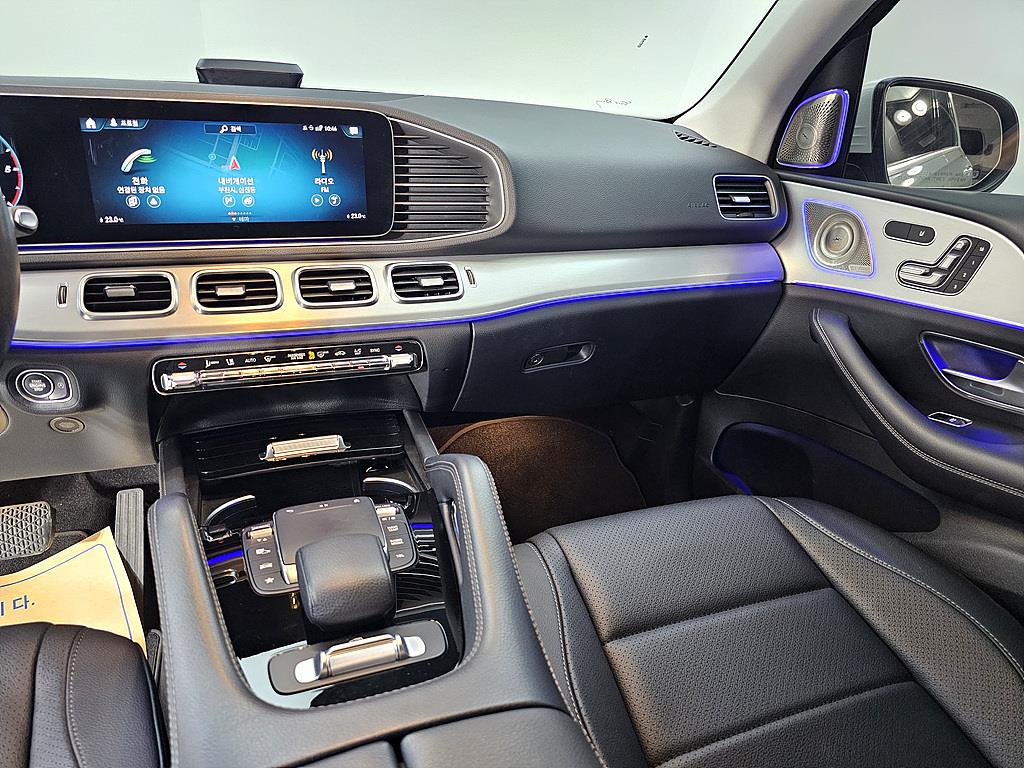 Mercedes Benz GLE Class - Vista 10