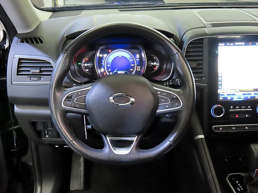 SAMSUNG QM6 - Vista 8