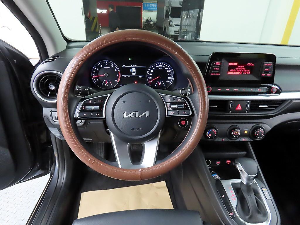 KIA K3 - Vista 9