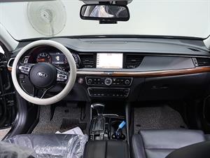 KIA K7 - Vista 10