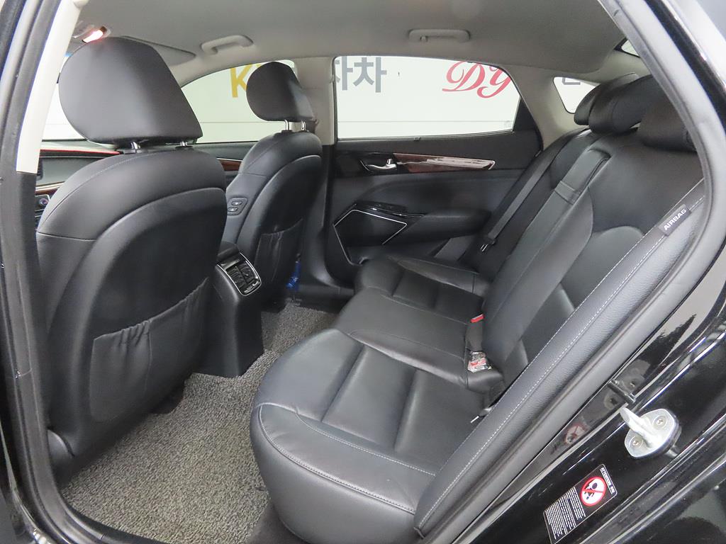 KIA K7 - Vista 6