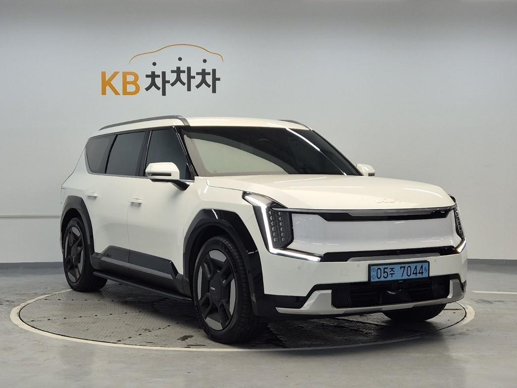 KIA EV9 - Vista 4