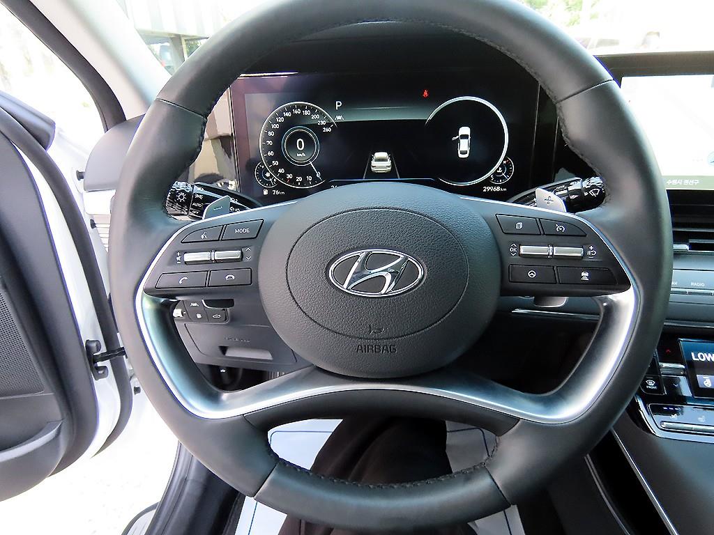 HYUNDAI Grandeur - Vista 8