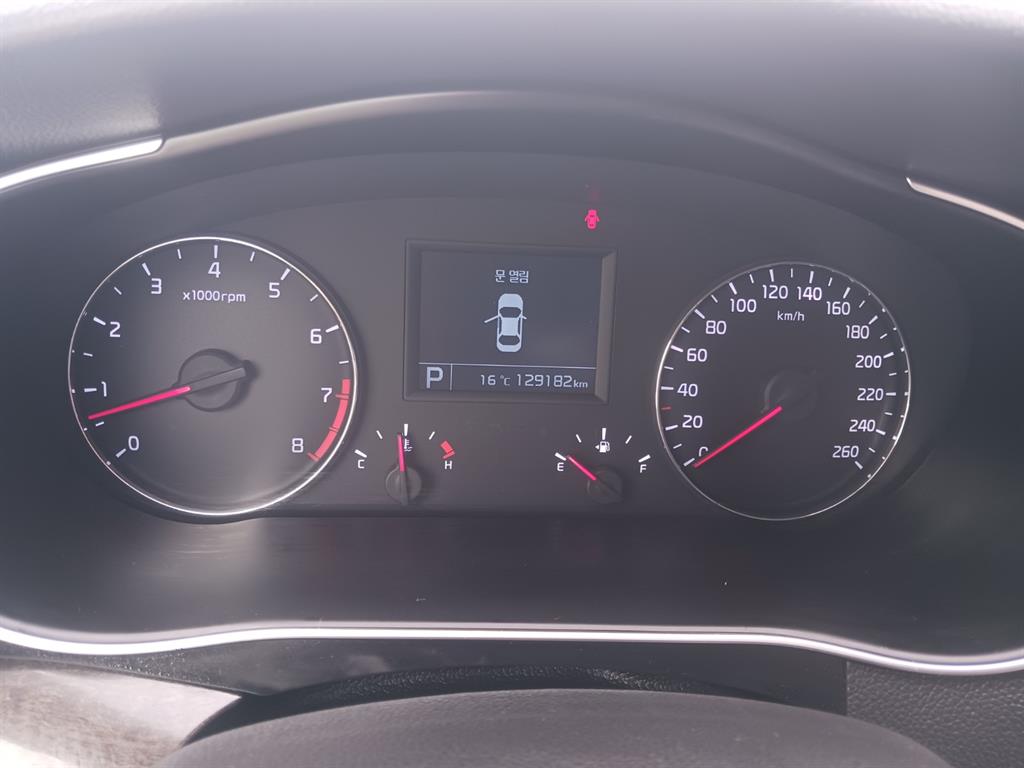 KIA K7 - Vista 6