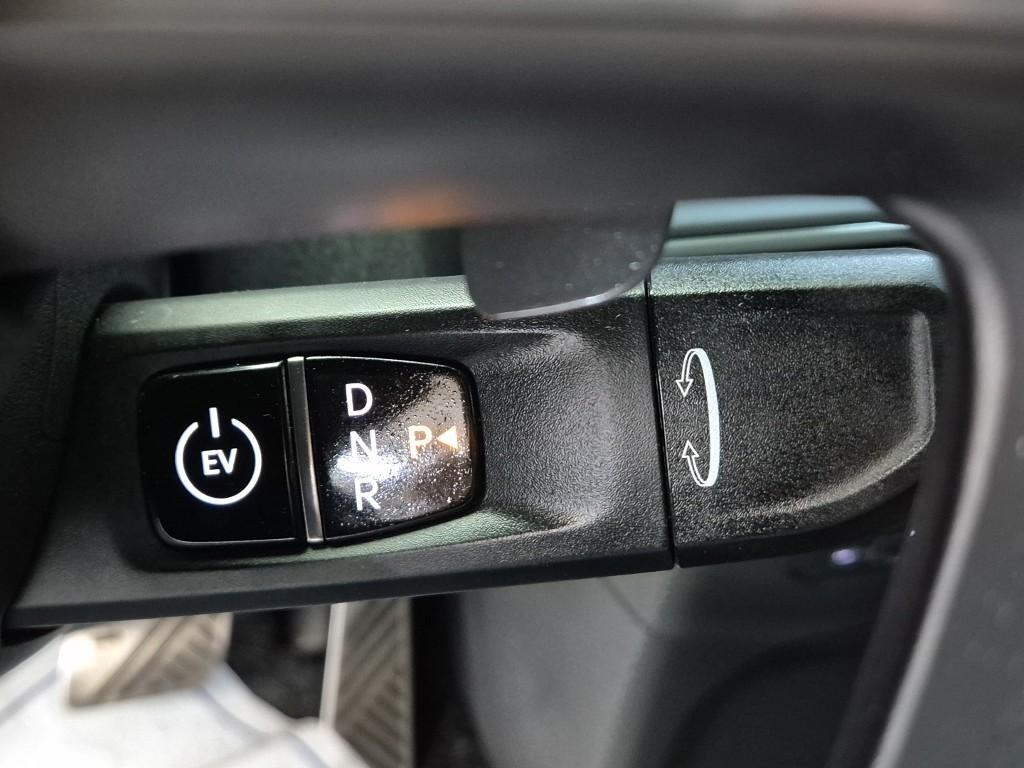 KIA EV9 - Vista 8