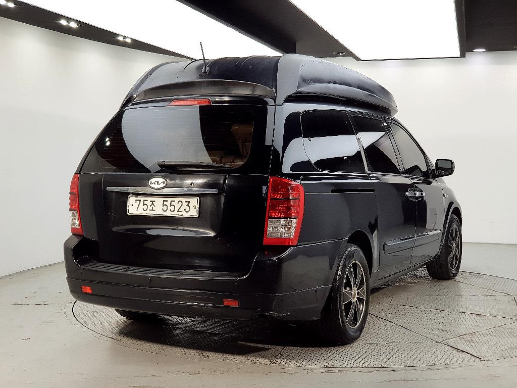 KIA Carnival - Vista 4