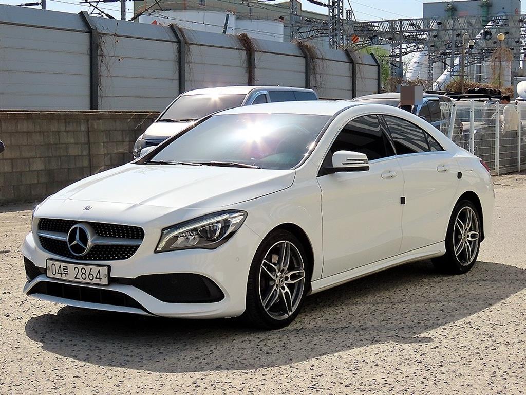 Mercedes Benz CLA Class - Vista 2