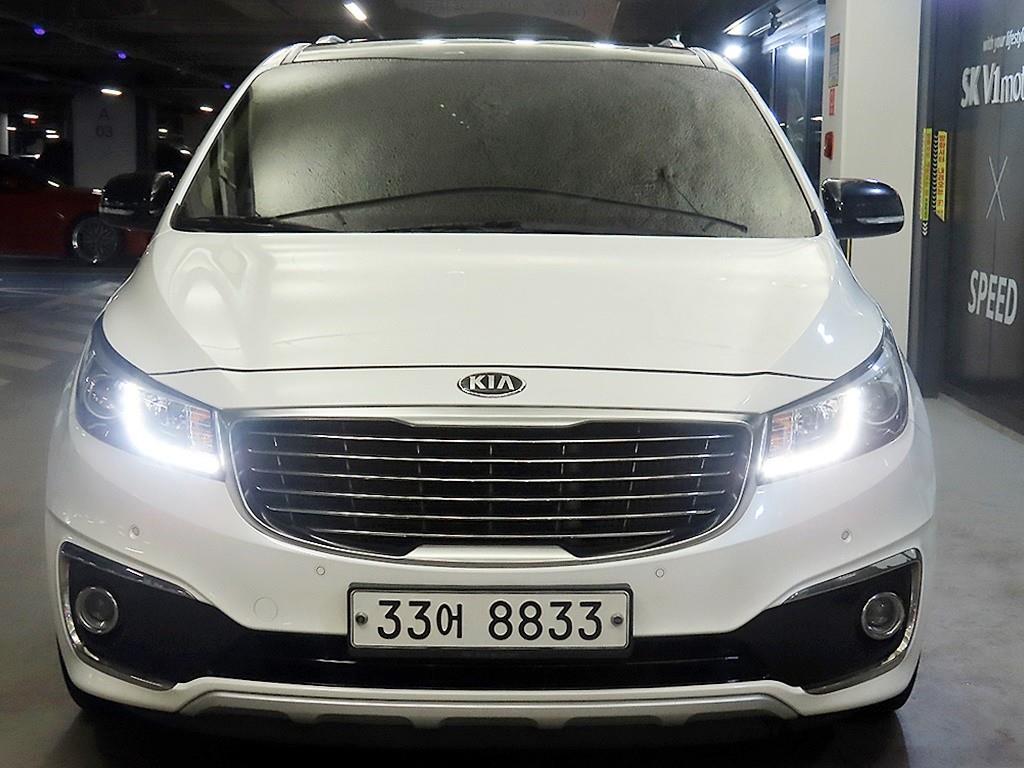 KIA Carnival - Vista 2