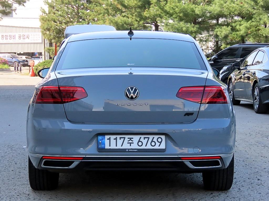 Volkswagen Passat - Vista 4