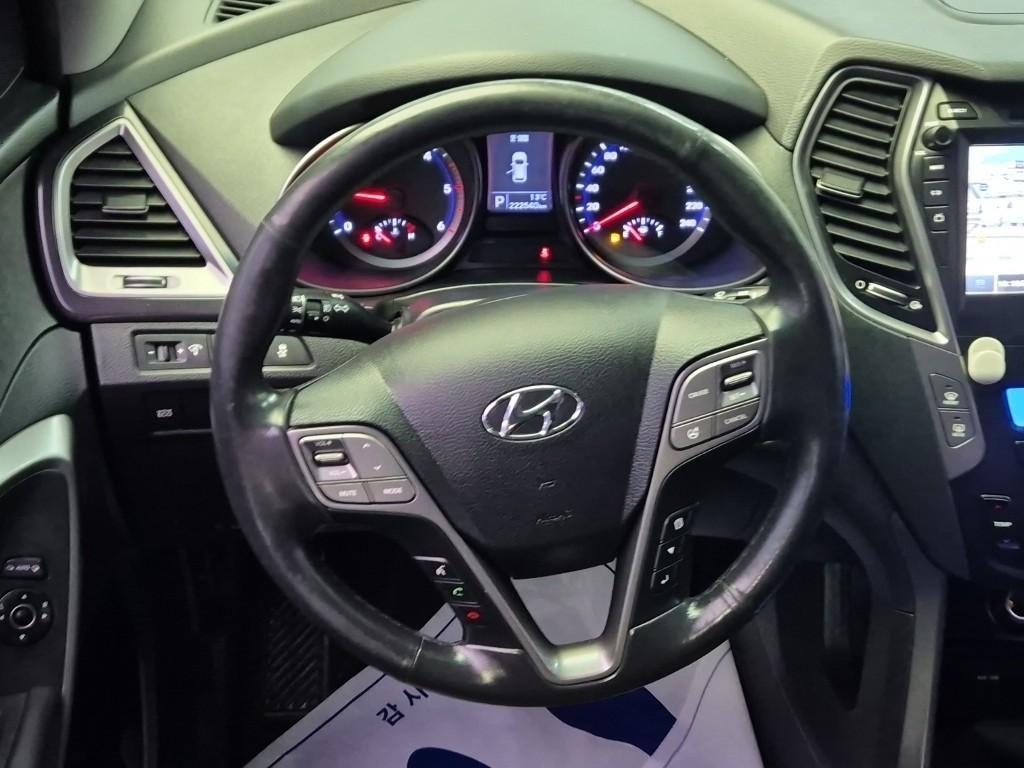 HYUNDAI Santa Fe - Vista 9