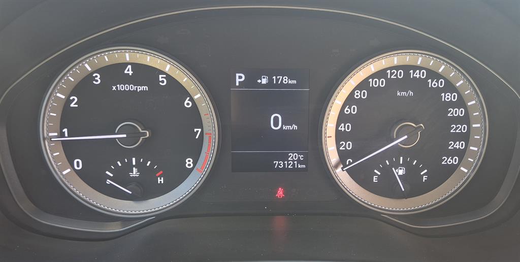 HYUNDAI Grandeur - Vista 8
