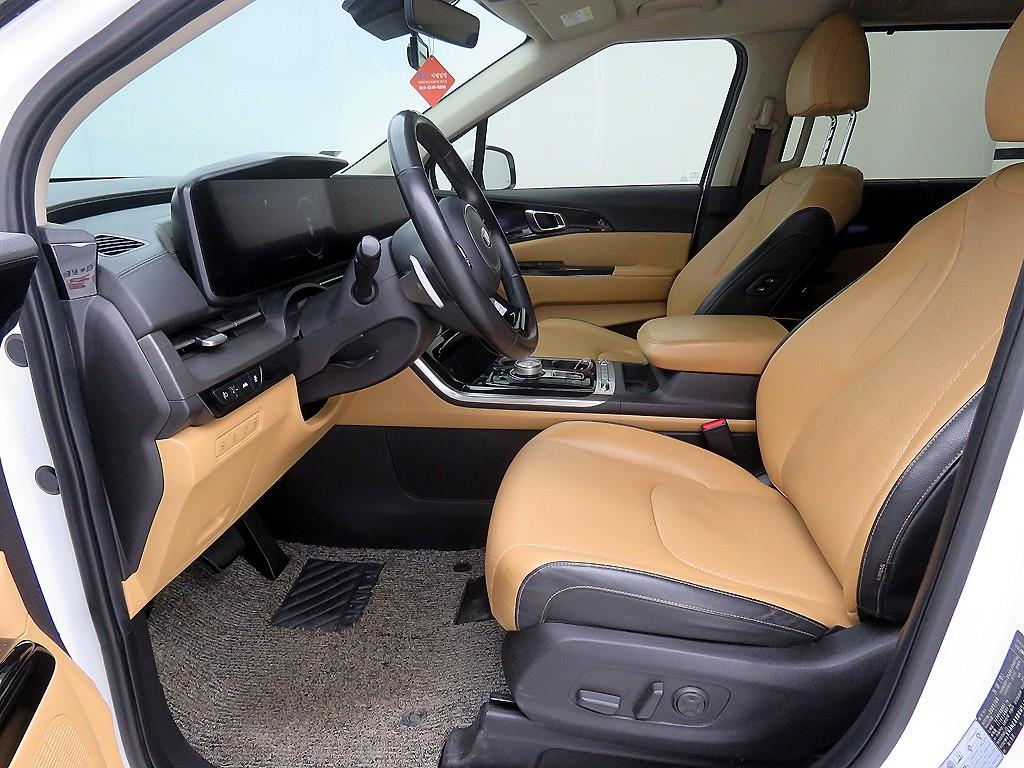 KIA Carnival - Vista 7