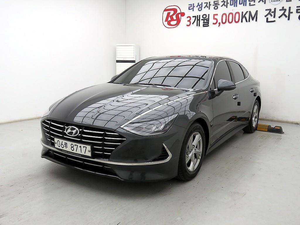HYUNDAI Sonata - Vista 2