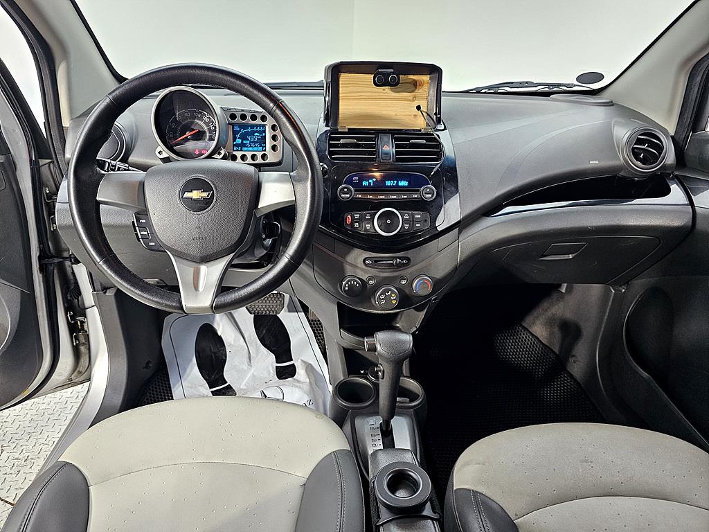 Chevrolet Spark - Vista 5